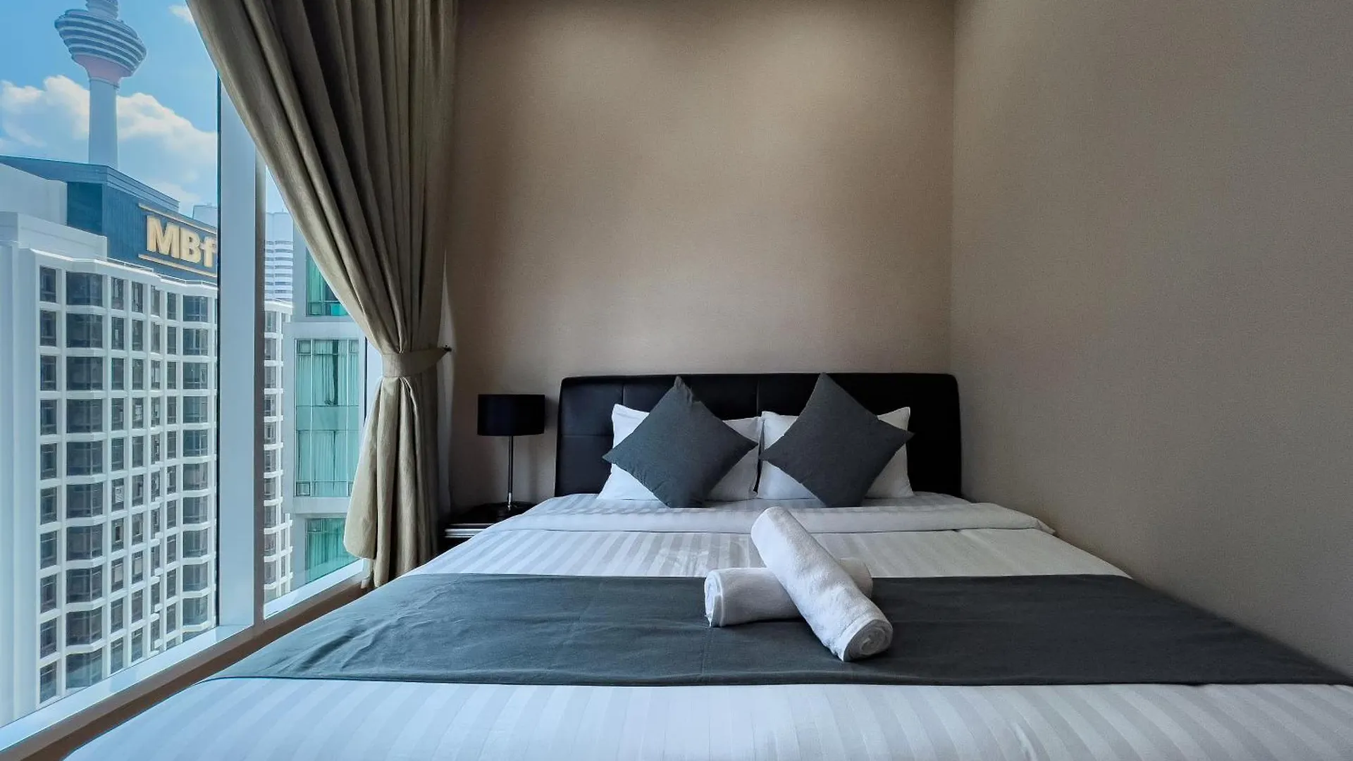 Soho Suites Klcc By Wakely Куала-Лумпур Малайзия