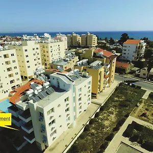 Isavella Makenzy Апартаменты Ларнака